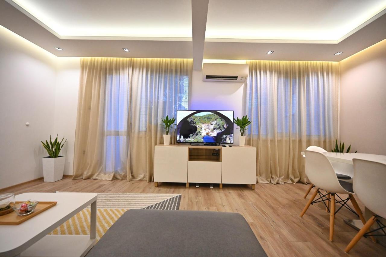 Modern Central 2-Bedroom Apartment With Parking Varna Exterior photo